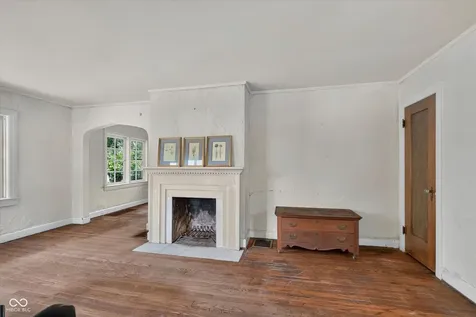 336 E 60th Street Indianapolis IN 46220