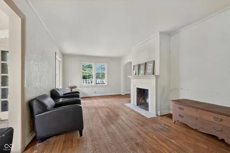 336 E 60th Street Indianapolis IN 46220