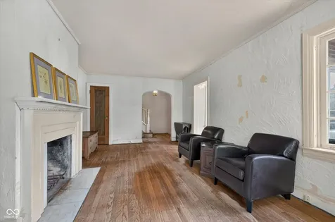 336 E 60th Street Indianapolis IN 46220