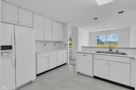 1342 Brookwood Circle Danville IN 46122