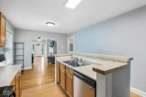 4833 Hinesley Avenue Indianapolis IN 46208