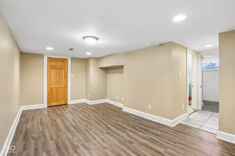4833 Hinesley Avenue Indianapolis IN 46208