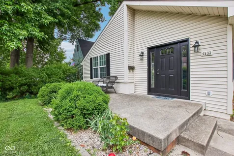4833 Hinesley Avenue Indianapolis IN 46208