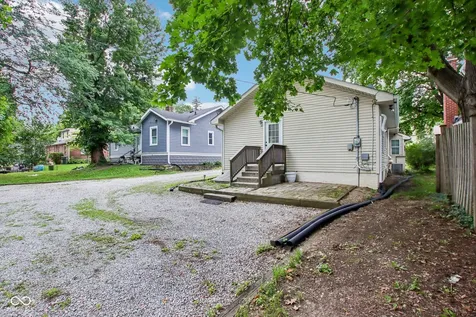 4833 Hinesley Avenue Indianapolis IN 46208