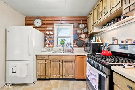 1974 N Knightstown Road Shelbyville IN 46176