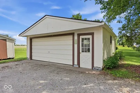 1974 N Knightstown Road Shelbyville IN 46176