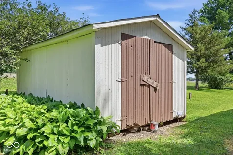 1974 N Knightstown Road Shelbyville IN 46176