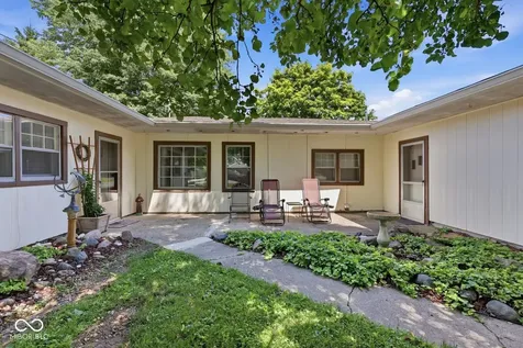 1974 N Knightstown Road Shelbyville IN 46176
