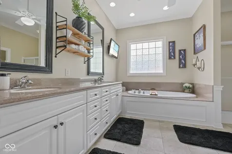 2888 Cromwell Court Greenwood IN 46143