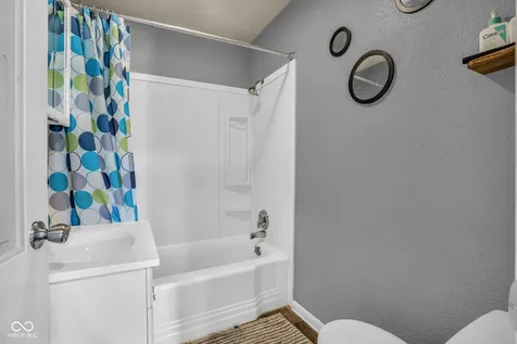 323 Cossell Drive Indianapolis IN 46224