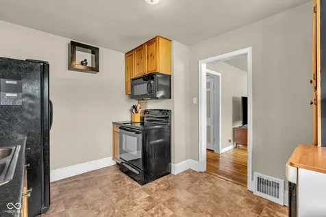 323 Cossell Drive Indianapolis IN 46224
