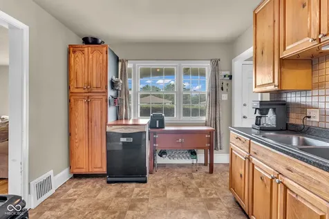 323 Cossell Drive Indianapolis IN 46224