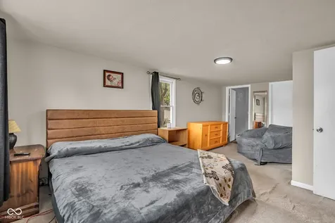 323 Cossell Drive Indianapolis IN 46224