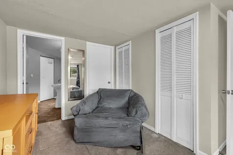 323 Cossell Drive Indianapolis IN 46224