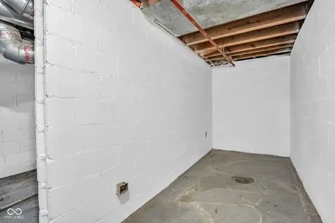 323 Cossell Drive Indianapolis IN 46224