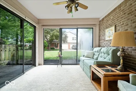 7438 Prairie Lake Drive Indianapolis IN 46256