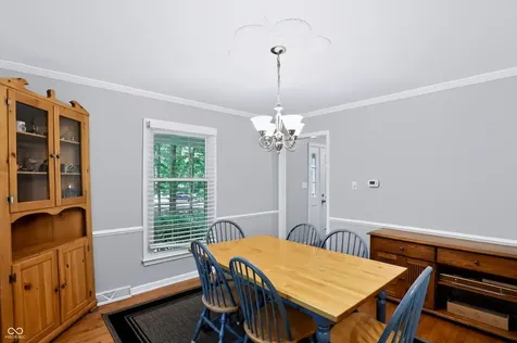 113 N White Horse Lane Fishers IN 46038