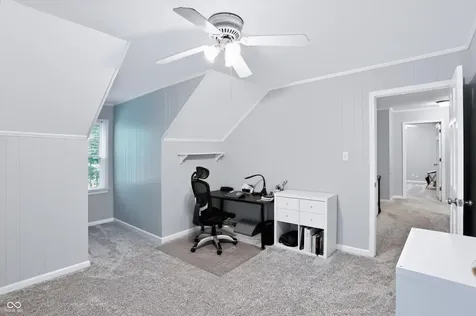 113 N White Horse Lane Fishers IN 46038