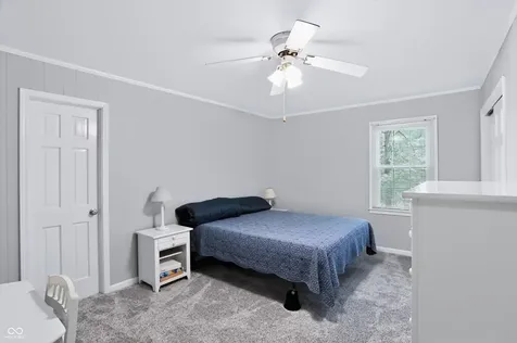 113 N White Horse Lane Fishers IN 46038
