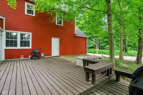 113 N White Horse Lane Fishers IN 46038