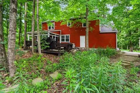 113 N White Horse Lane Fishers IN 46038