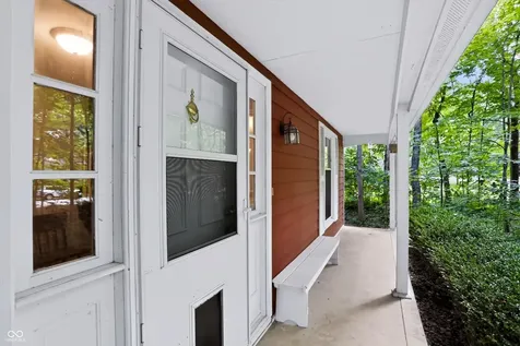113 N White Horse Lane Fishers IN 46038