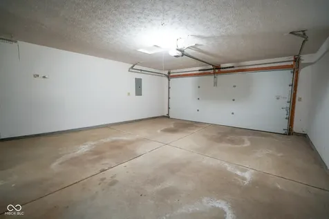 2823 Singletree Drive Indianapolis IN 46234