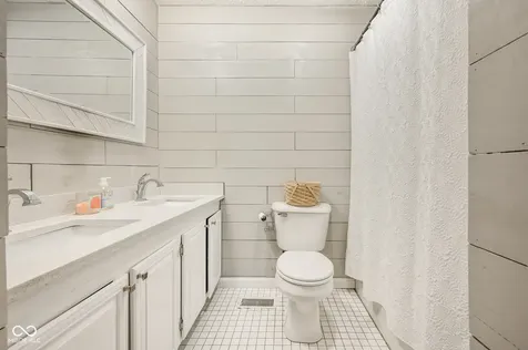 7026 Harmon Court Indianapolis IN 46227