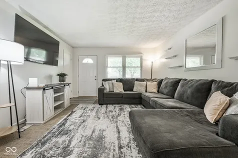 7026 Harmon Court Indianapolis IN 46227