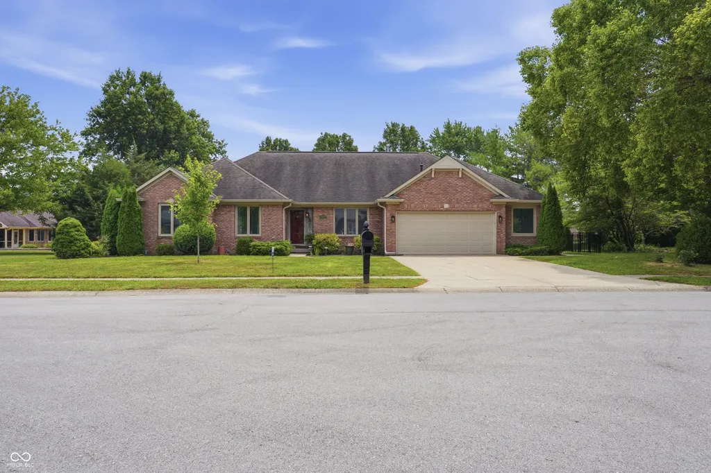 7609 Apothecary Court Plainfield IN 46168