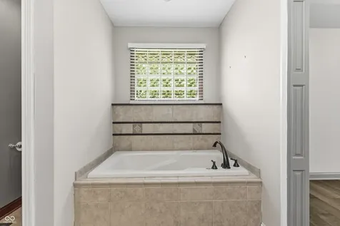 7609 Apothecary Court Plainfield IN 46168
