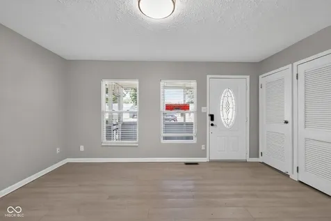 3301 Auburn Drive Indianapolis IN 46224