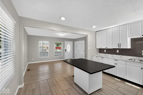 3301 Auburn Drive Indianapolis IN 46224