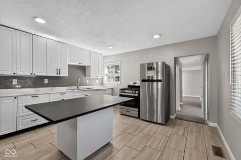 3301 Auburn Drive Indianapolis IN 46224