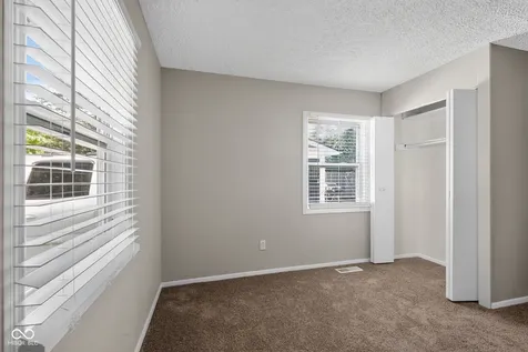 3301 Auburn Drive Indianapolis IN 46224