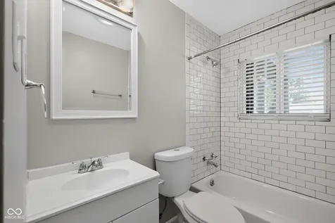 3301 Auburn Drive Indianapolis IN 46224