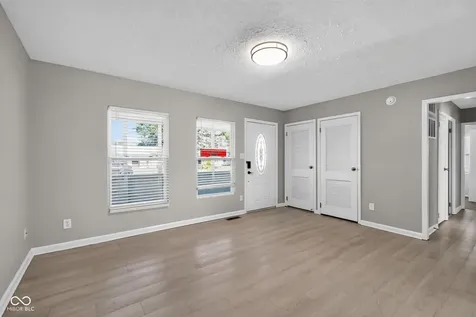 3301 Auburn Drive Indianapolis IN 46224