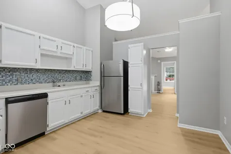 10293 Sun Gold Court Fishers IN 46037