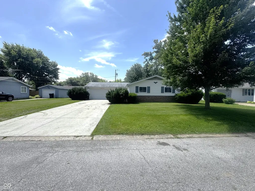 907 North Crawfordsville IN 47933