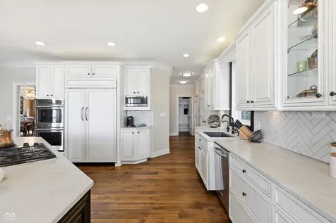 12544 Anchorage Way Fishers IN 46037