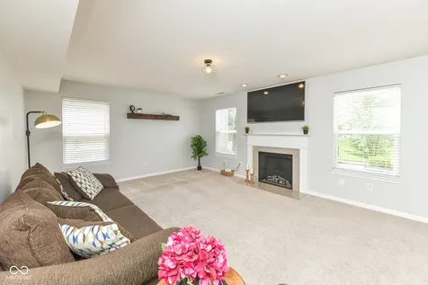 10573 Cobton Circle Noblesville IN 46060