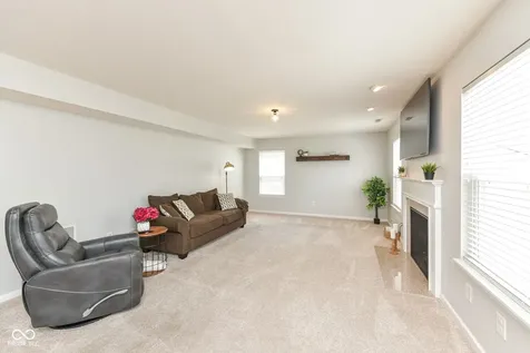 10573 Cobton Circle Noblesville IN 46060