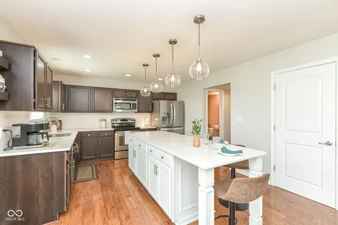 10573 Cobton Circle Noblesville IN 46060