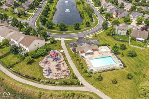 10573 Cobton Circle Noblesville IN 46060