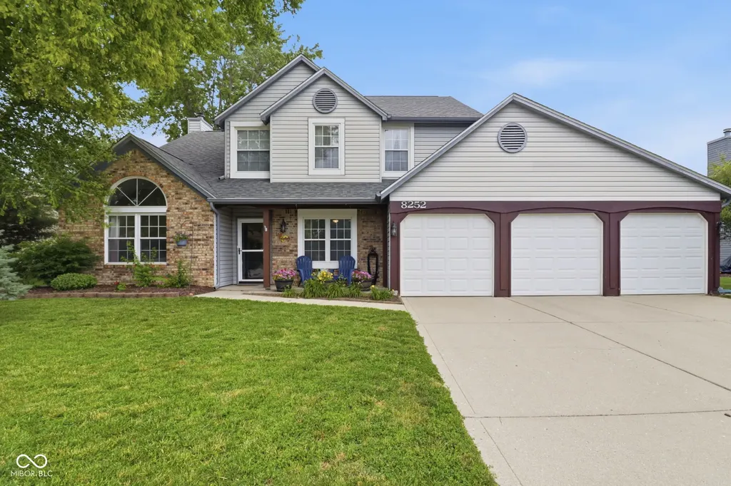8252 Portside Avon IN 46123