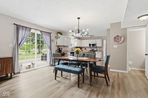 8252 Portside Avon IN 46123