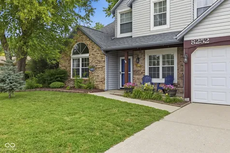 8252 Portside Avon IN 46123
