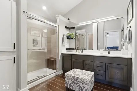 8252 Portside Avon IN 46123