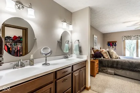 592 Heckman Drive Greenwood IN 46142