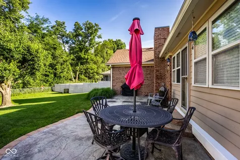 592 Heckman Drive Greenwood IN 46142